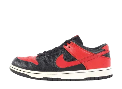 ナイキ ダンク ロー "ブラック/スポーツレッド"