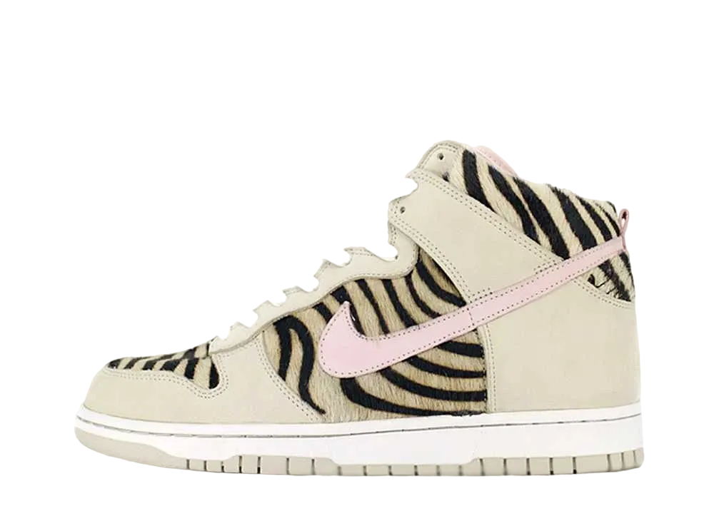 ナイキ ウィメンズ ダンク ハイ "ビーチ/ピンク アイス ホワイト"