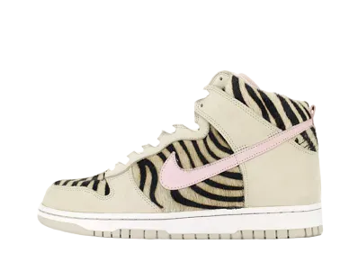 ナイキ ウィメンズ ダンク ハイ "ビーチ/ピンク アイス ホワイト"