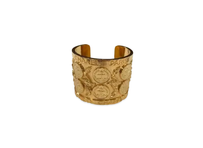 CHANEL Coco Mark Bangle "Gold"