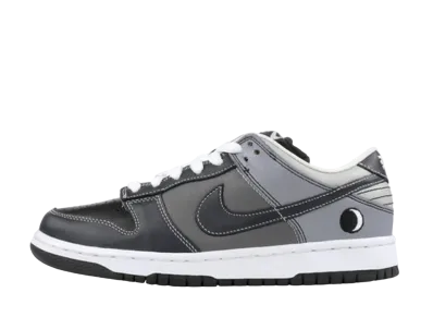 Nike SB Dunk Low Lunar Eclipse (East)