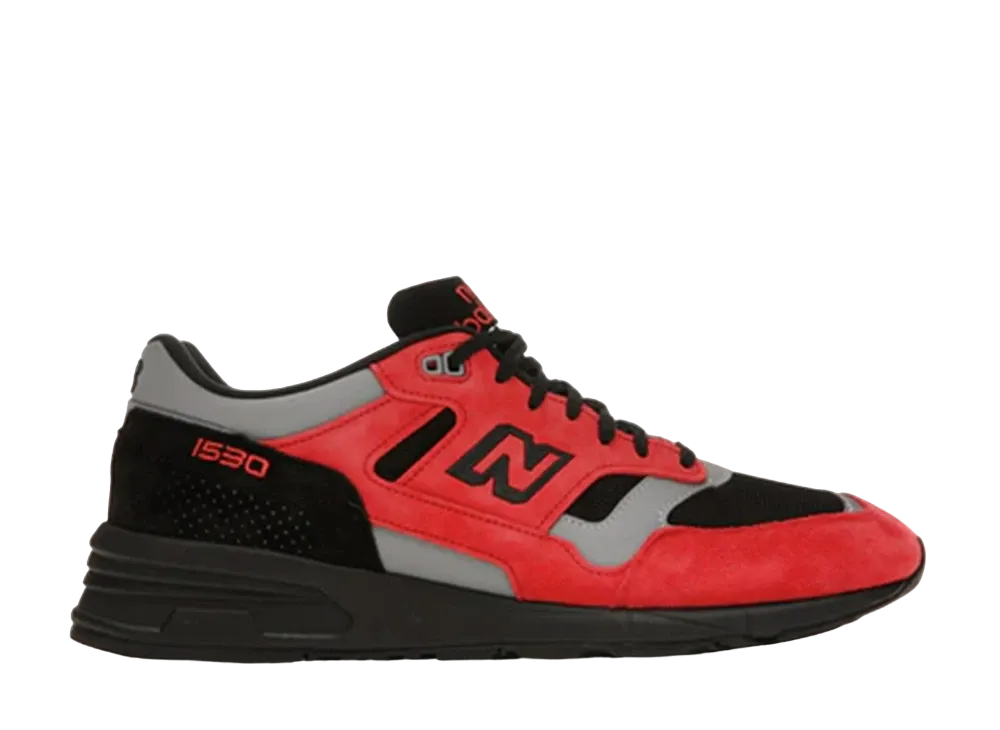 ニューバランス M1530LA "レッド/ブラック/グレー"