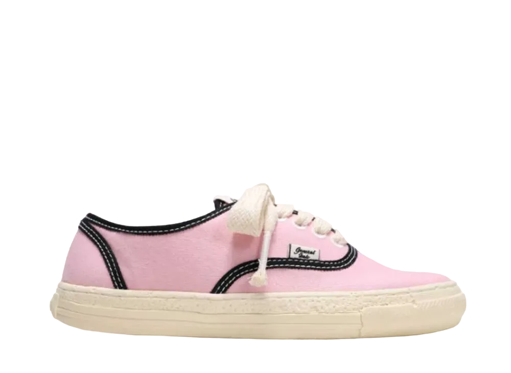 ジェネラル スケール パストソール 5 ホール ロー トップ スニーカー "ピンク"
