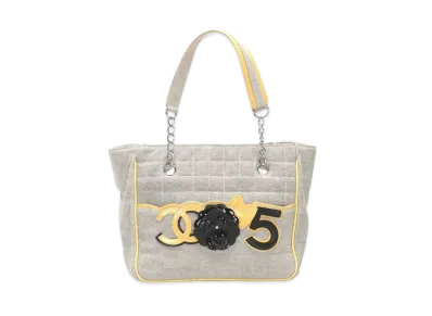 CHANEL Camellia No.5 Chain Bag