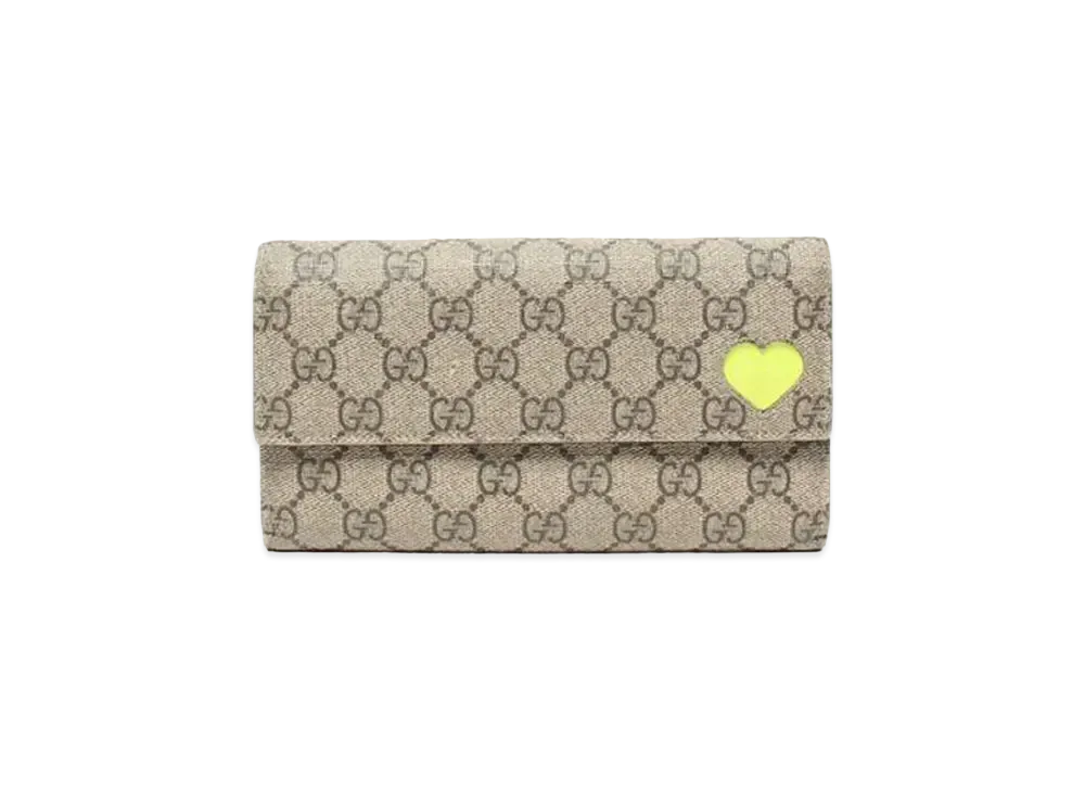 GUCCI GG Supreme Neon Heart Wallet