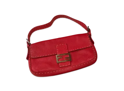 FENDI Mamma Baguette "Red"
