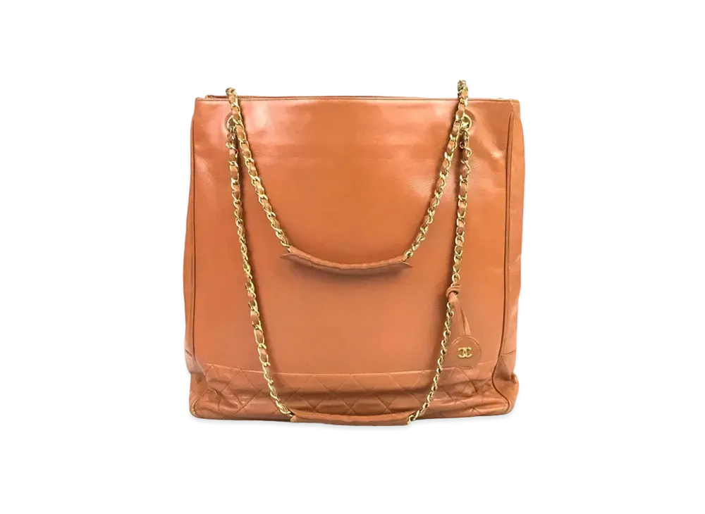 CHANEL Matelasse Lambskin Chain Shoulder Bag