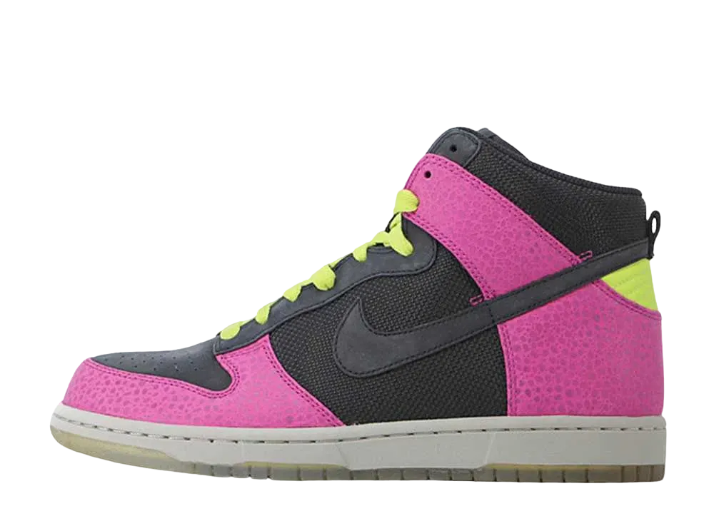 ナイキ ダンク ハイ サプリーム スパーク "ブラック/レイブ"