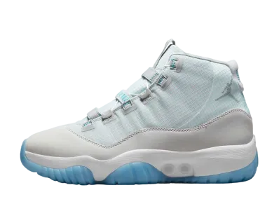ナイキ エアジョーダン 11 アダプト "レジェンドブルー"