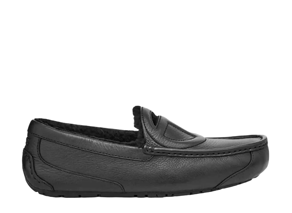 テルファー × アグ ロゴ ローファー "ブラック"