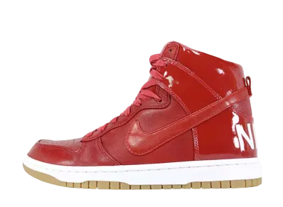 Nike Dunk High LUX SP "Gym Red"