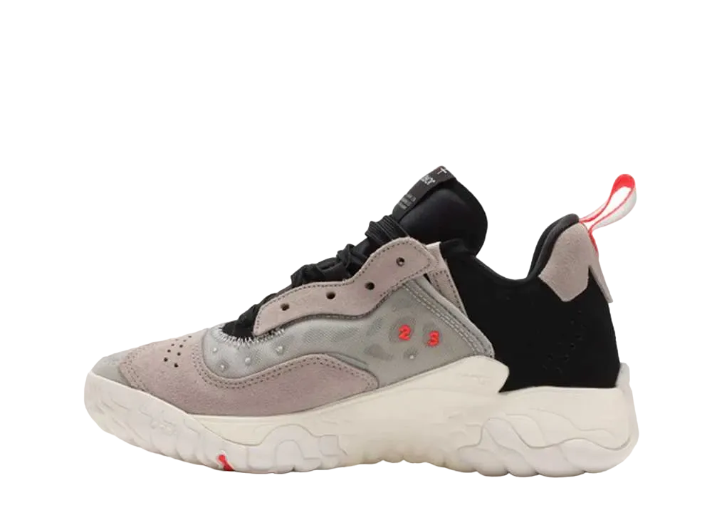 ナイキ ウィメンズ ジョーダン デルタ2 "グレー フォグ/ブラック"