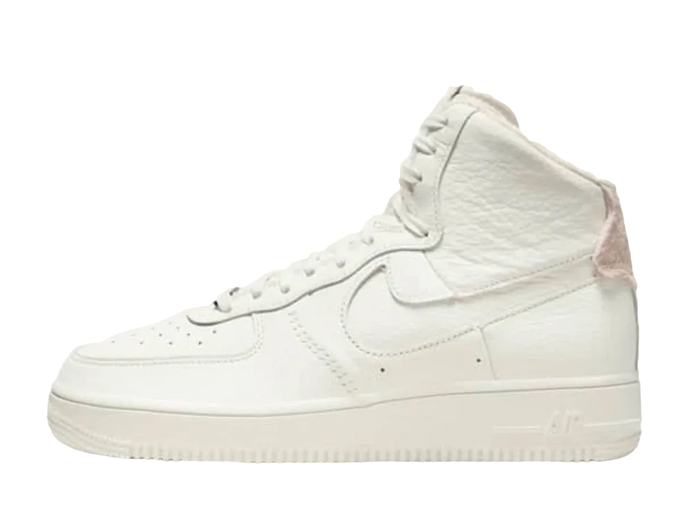 ナイキ ウィメンズ エアフォース1 スカルプト "セイル"