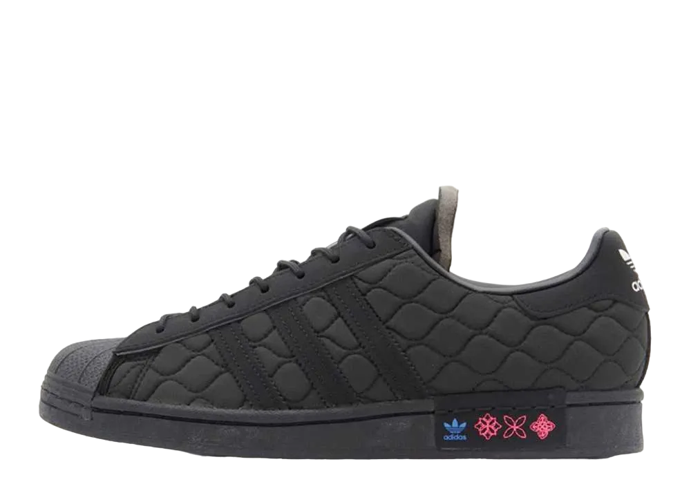 アディダス スーパースター "コアブラック/ターボ"