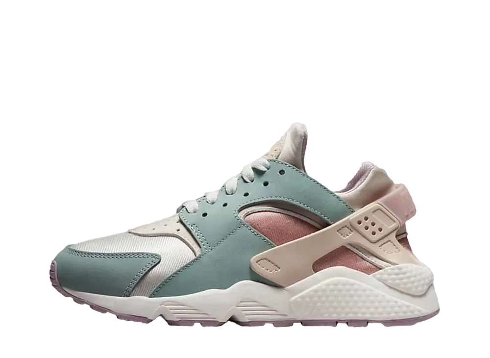 ナイキ ウィメンズ エアハラチ "ライト オレウッド ブラウン/ダスティー セージ"