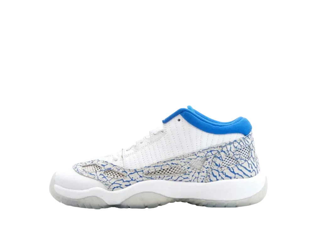 ナイキ GS エアジョーダン11 ロー レトロ IE "ホワイト/アーゴン ブルー" 