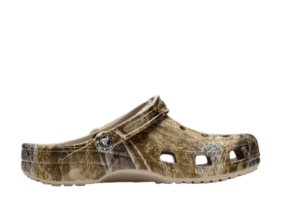 ディスネバーザット × リアルツリー マルチ × クロックス クラシックケロッグ