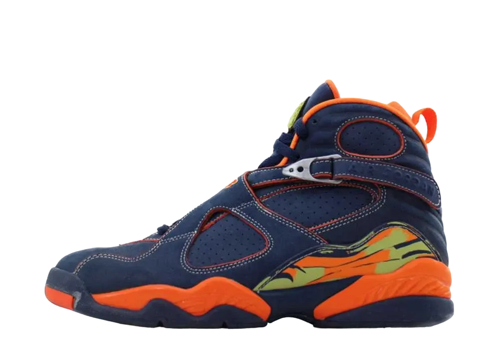 ナイキ エアジョーダン8 レトロ "ピーポッズ"