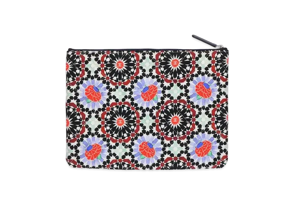 CHANEL 2014 Christmas Limited Cruise Dubai Quilted pouch
