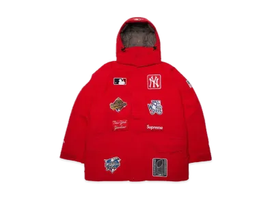 Supreme / New York Yankees GORE TEX 700-Fill Down Jacket "Red"