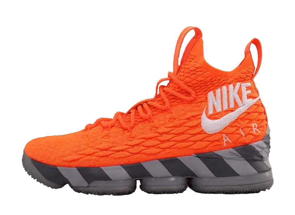 ナイキ レブロン15 "オレンジボックス"