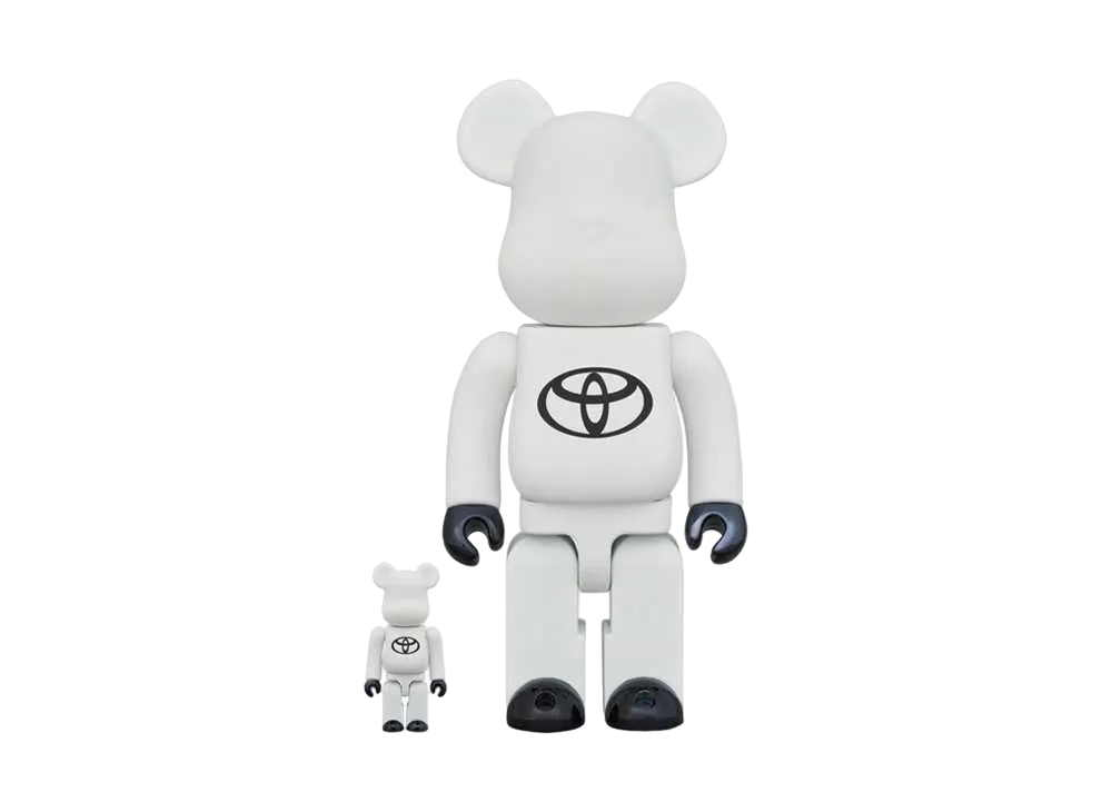 Bearbrick TOYOTA “Drive Your Teenage Dreams.” WHITE Ver. 100% & 400%
