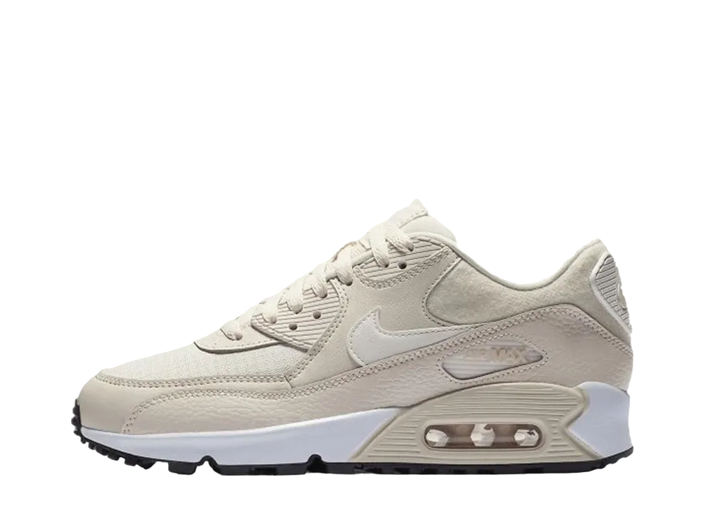 Nike Women's Air Max 90 