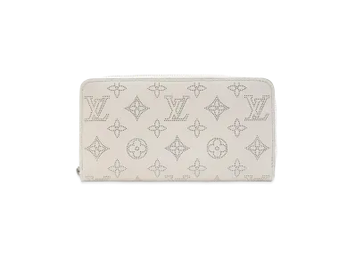 Louis Vuitton Zippy Wallet Monogram Mahina "Brume"