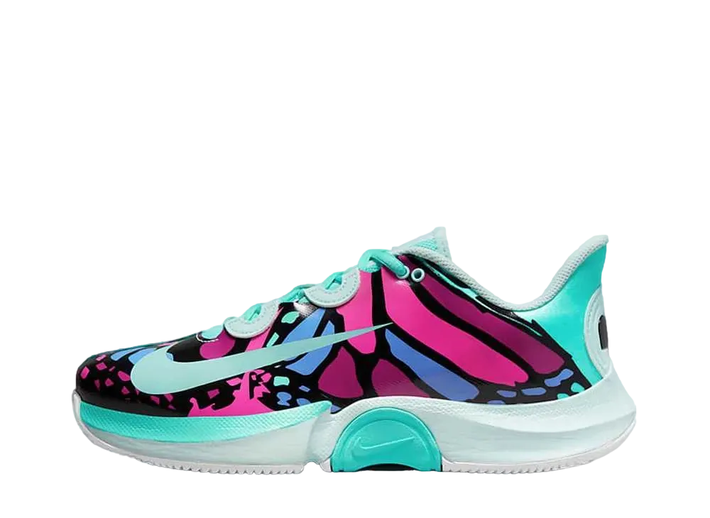 ナイキ ウィメンズ コート エア ズームGP ターボ "大坂なおみ"