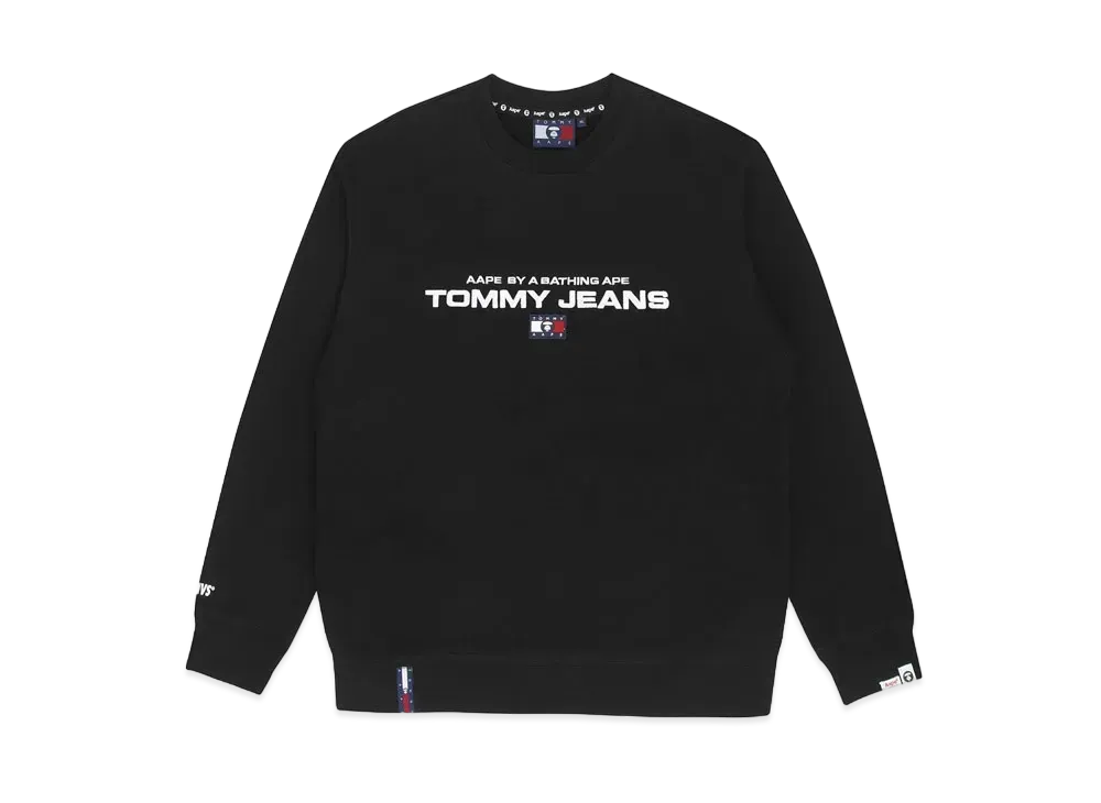 エーエイプ バイ アベイシングエイプ トミー クルーネック ロゴ セーター "ブラック"
