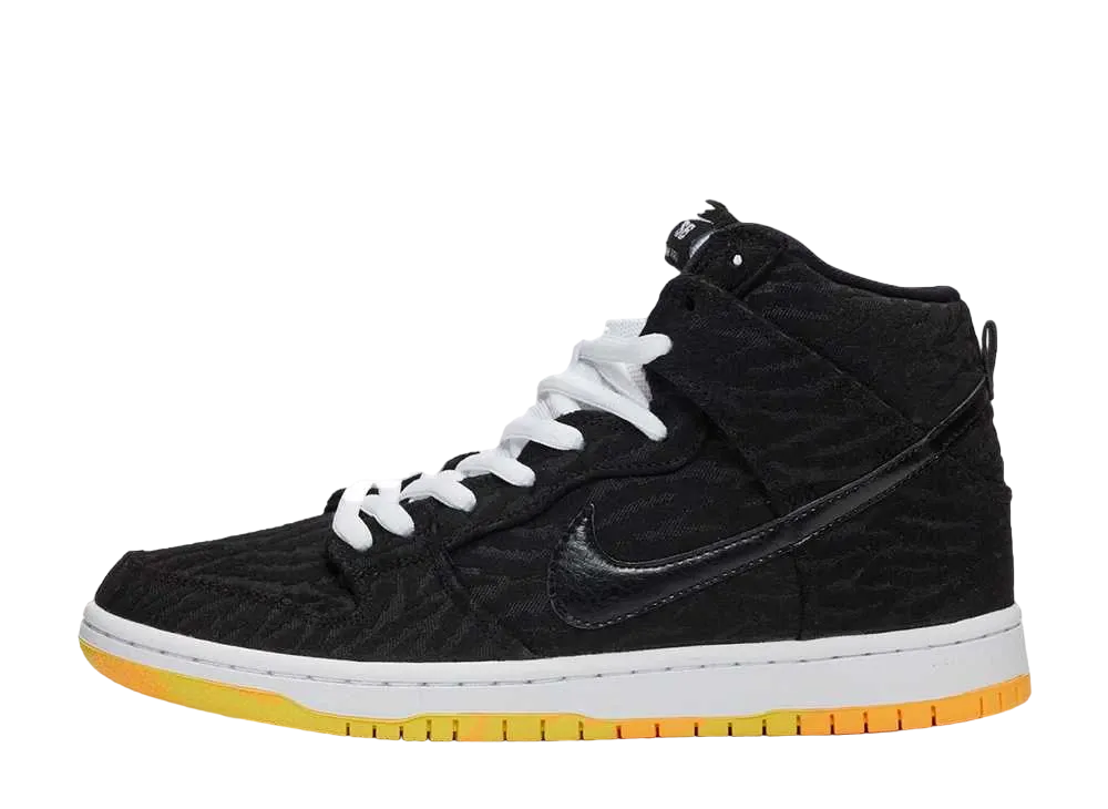 ナイキ SB ダンク ハイ "スカンク"