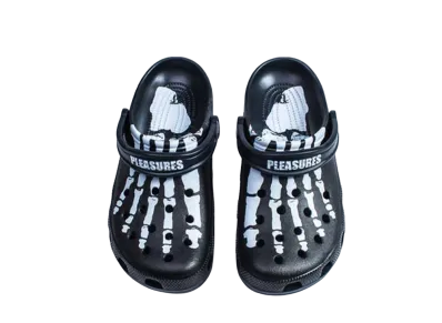 プレジャー × クロックス クラシック クロッグ "スケルトン"