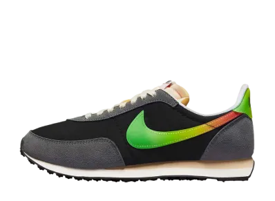 Nike Waffle Trainer 2 "Black/Green Strike"
