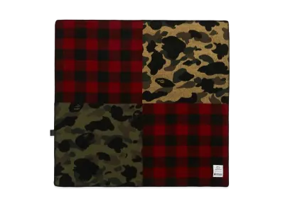 A BATHING APE X WOOLRICH BLANKET "Multi"