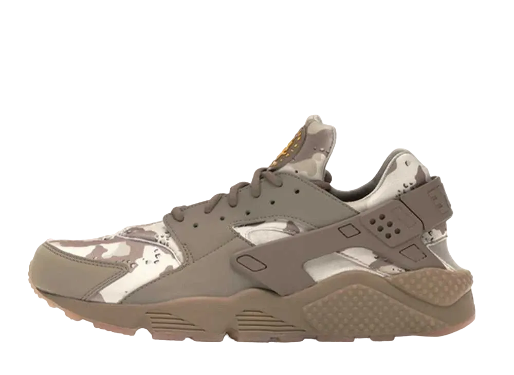 ナイキ エア ハラチ ラン "デザート カモ"