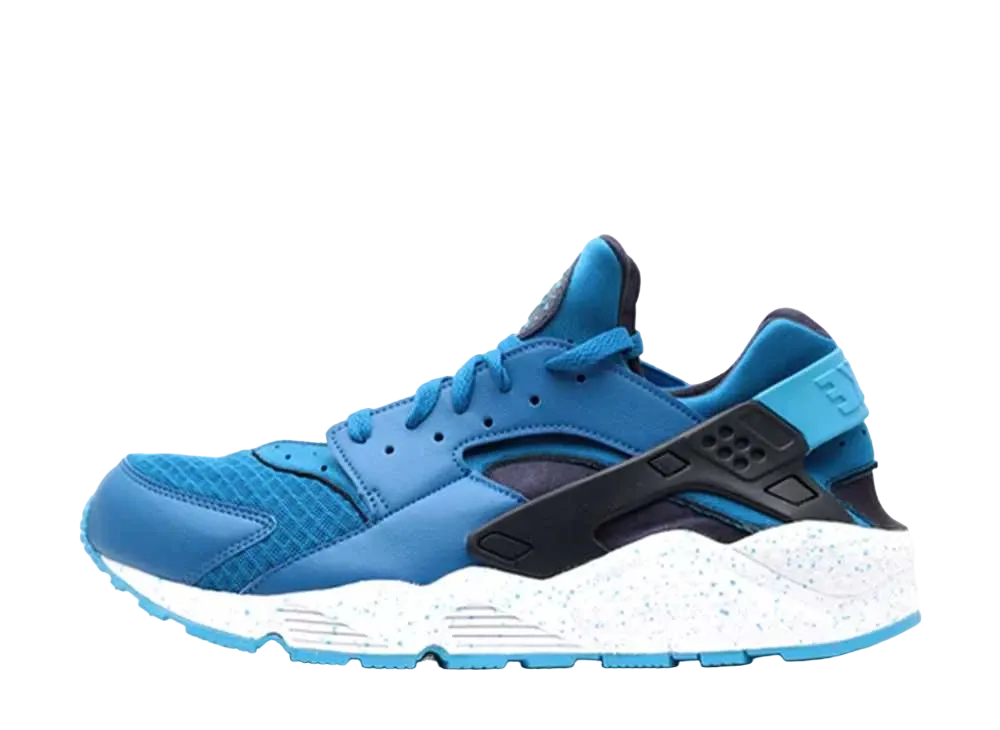 ナイキ エア ハラチ "ミリタリー ブルー"