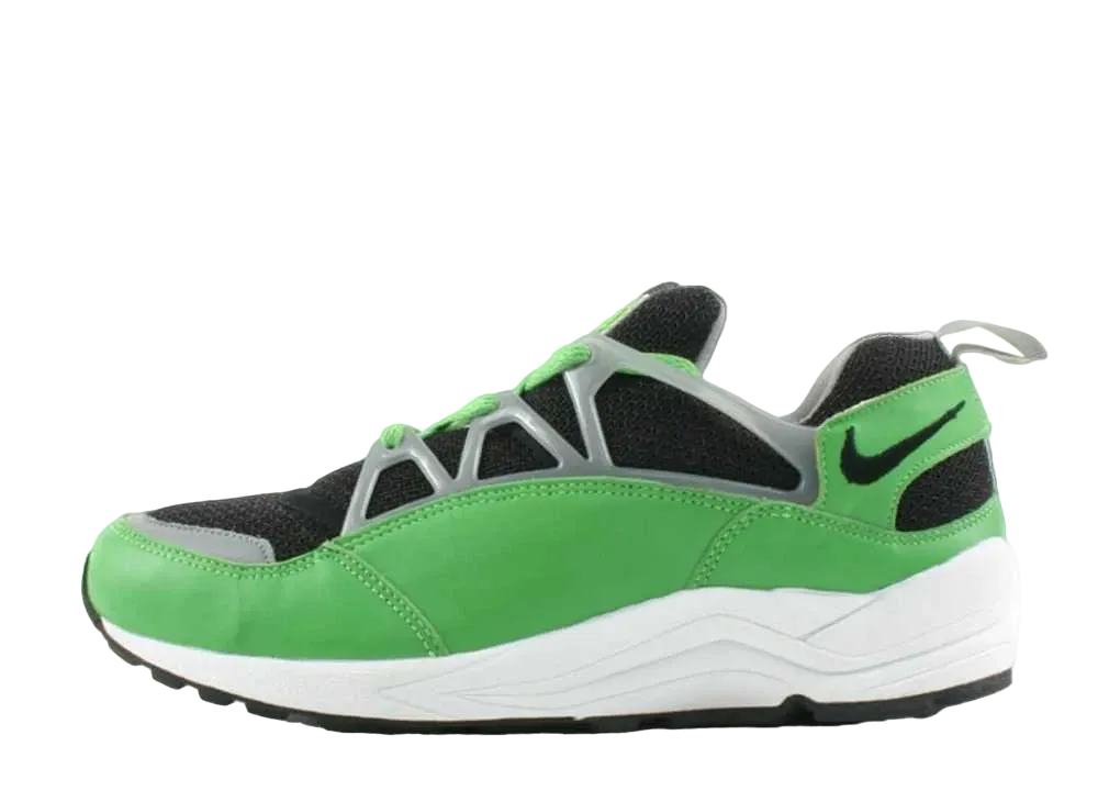 ステューシー × ナイキ エアハラチ ライト "グリーン"