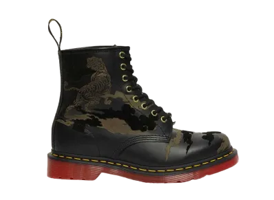 Dr.Martens Tiger Stripe 1460 YOTT 8-Eye Boots "Camo"