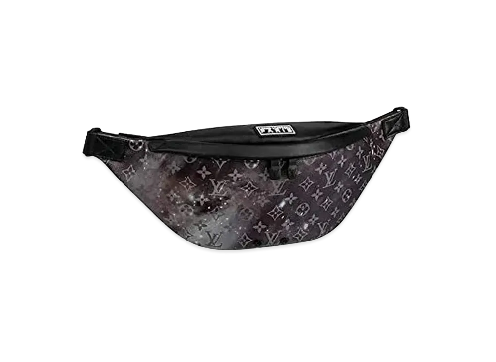Louis Vuitton Discovery Bumbag Monogram Galaxy