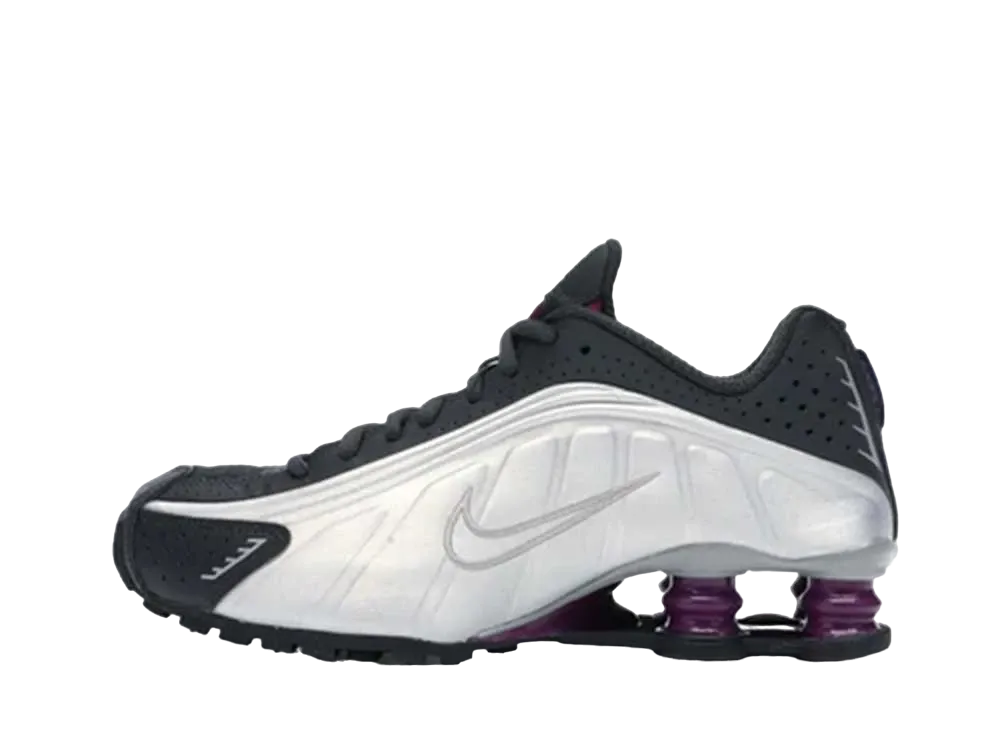 ナイキ ウィメンズ ショックス R4 "トゥルー ベリー"