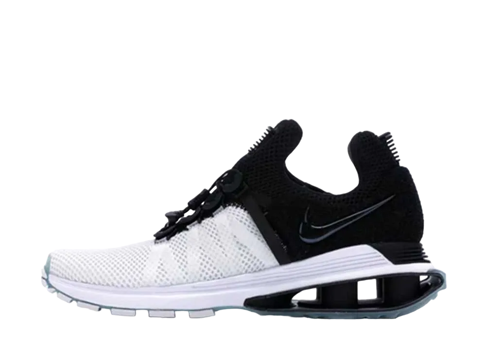 ナイキ ショックス グラビティー "ホワイト ブラック"