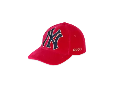 GUCCI x NY Yankees Velvet Baseball Cap "Fuchsia"