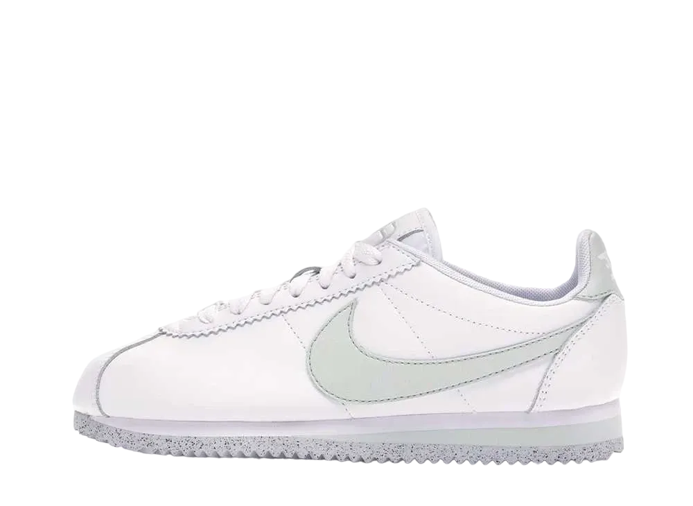 Nike Women's Classic Cortez Flyleather "White/Light Silver"