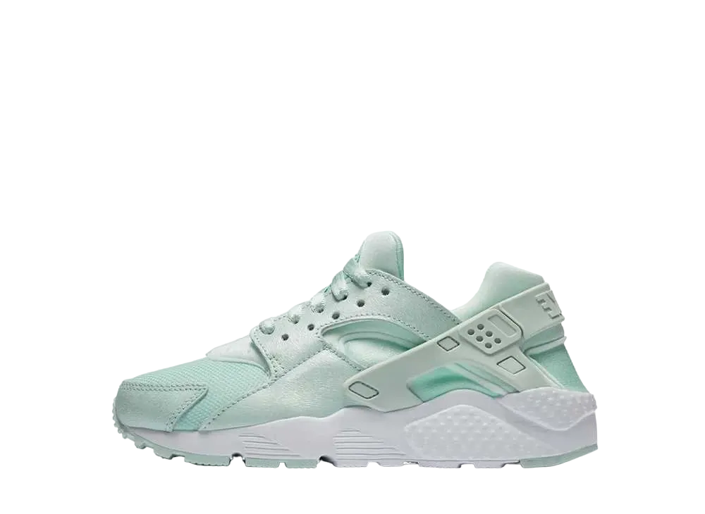 ナイキ GS エア ハラチ ラン "イグルー"