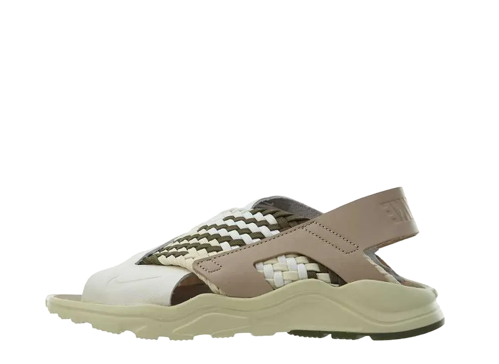 ナイキ ウィメンズ エアハラチ ハラチ ウルトラ "フォッシル/サンド ミディアム オリーブ"