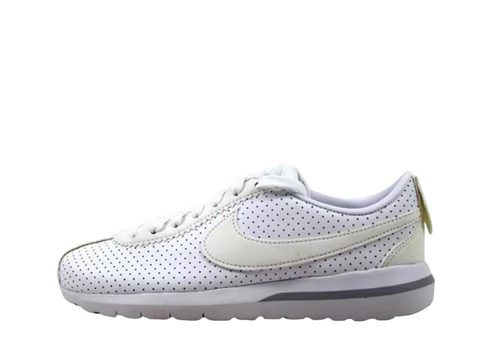 ナイキ ウィメンズ ローシ コルテッツ NM "ホワイト/ホワイト ピュア プラチナム"