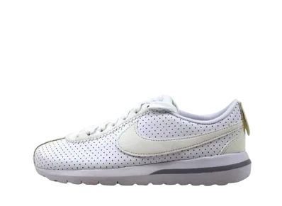 Nike Women's Roshe Cortez NM "White/White-Pure Platinum"