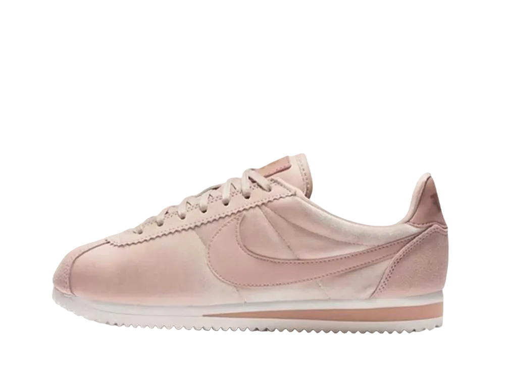 ナイキ ウィメンズ クラシック コルテッツ "パーティクル ベージュ"