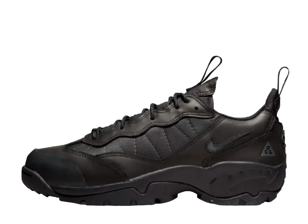 Nike ACG Air Mada "Black"