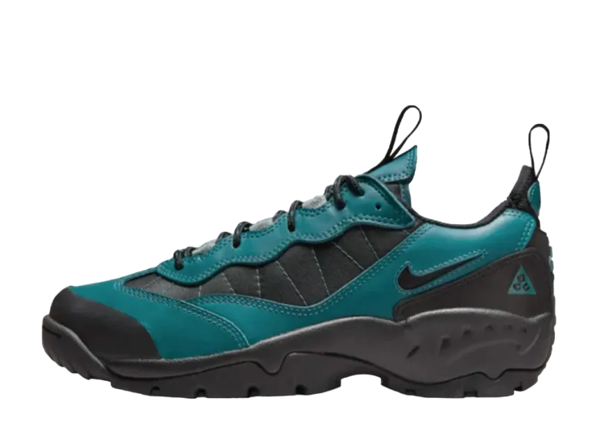 ナイキ ACG エアマーダ "アッシュ グリーン"